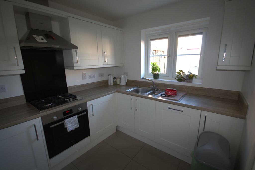 13 Palgrave Kitchen.jpg