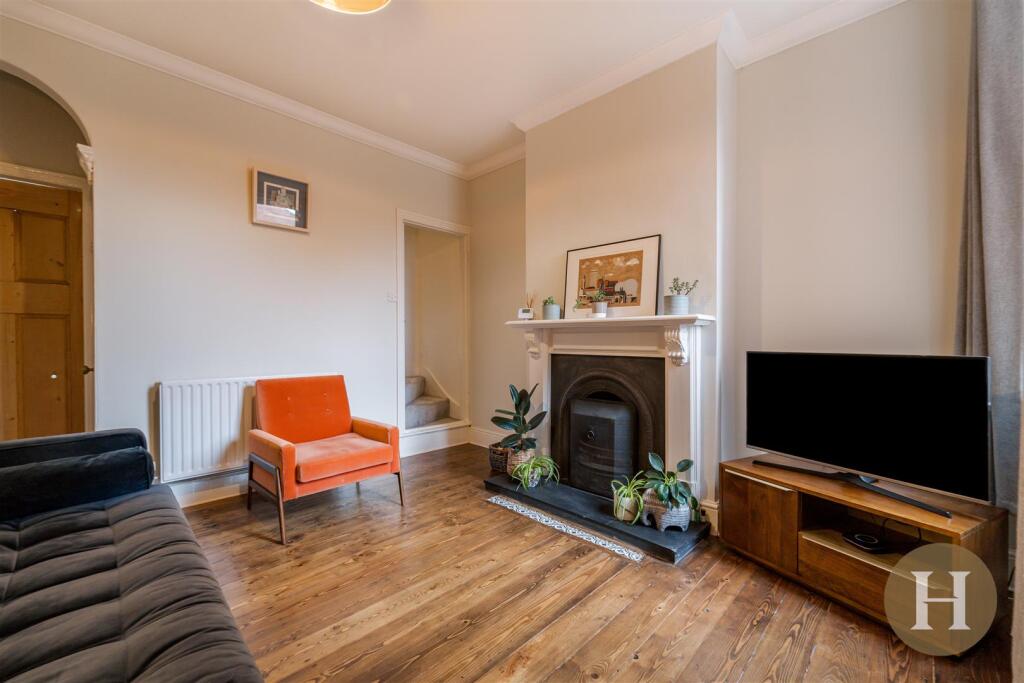 Hadleigh Estate Agents-9.jpg