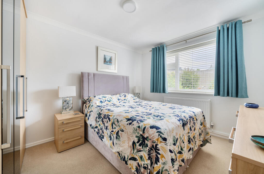 1306387-2-6848351...