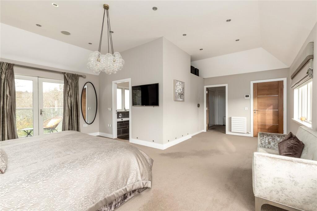Principal Bedroom