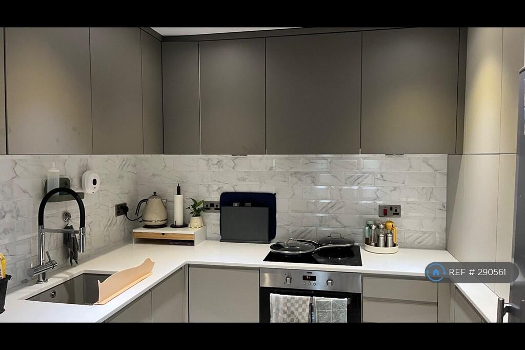 Kitchen - Newly Fitted