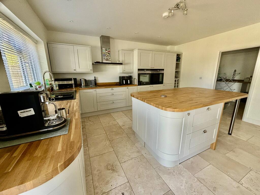 kitchen barley new 