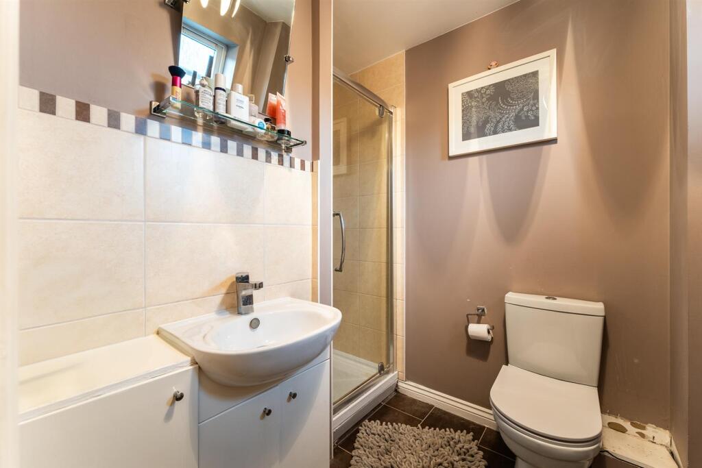 Bedroom One En-Suite