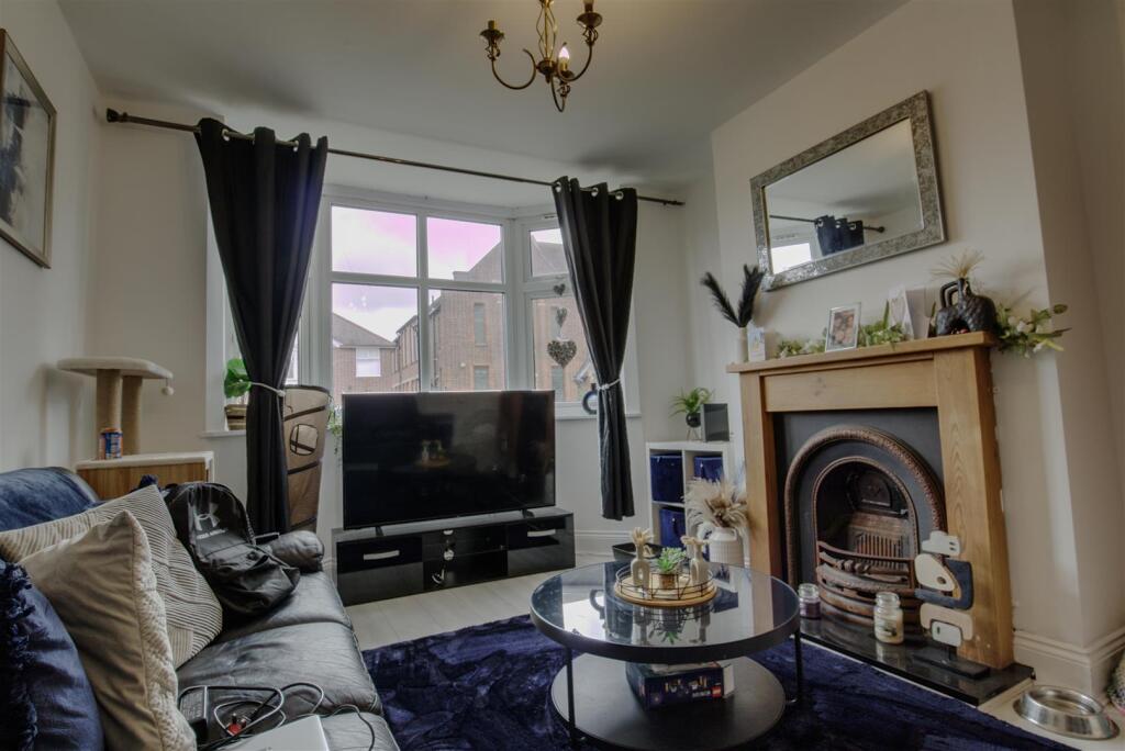 Front Room 2 2.jpeg