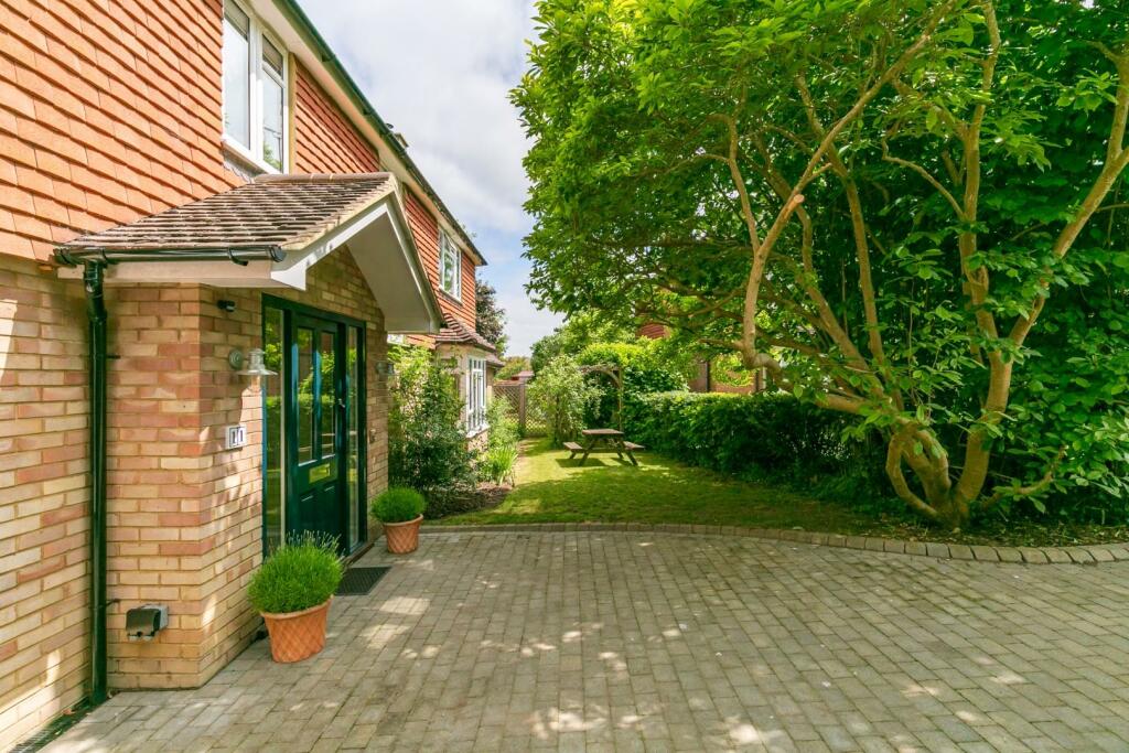 11_Rectory_Close-39.jpg