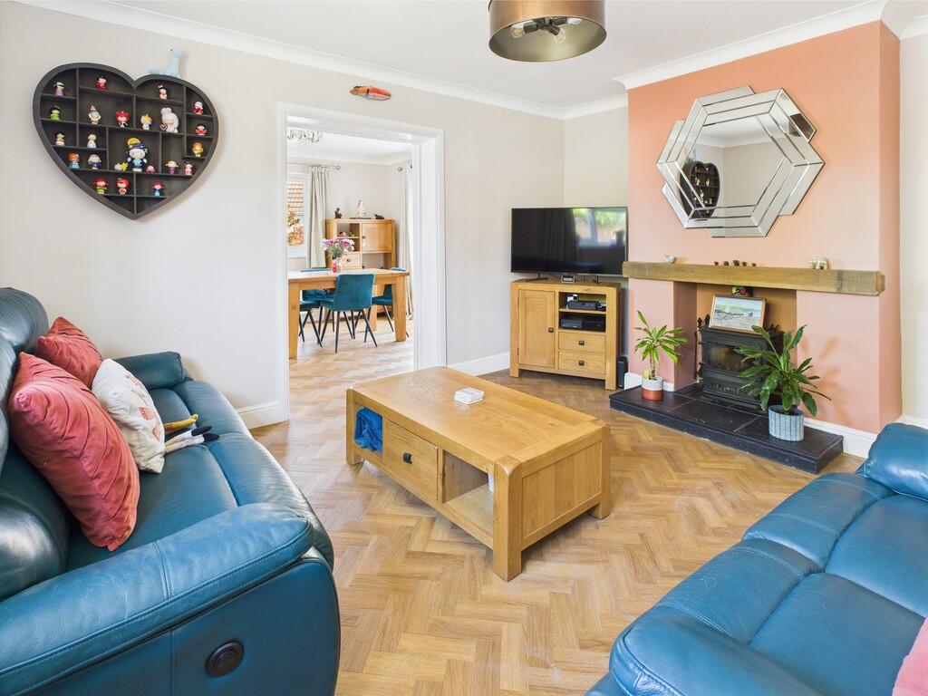 CAM05068G0-PR0016...