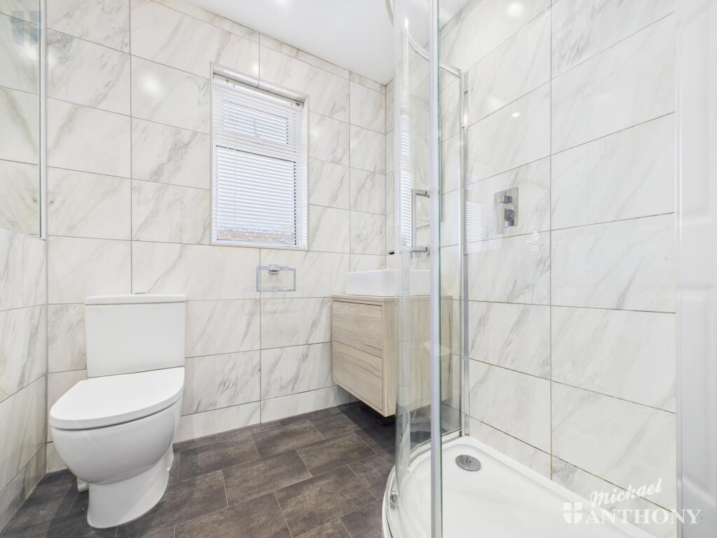 CAM03218G0-PR0597-STILL014