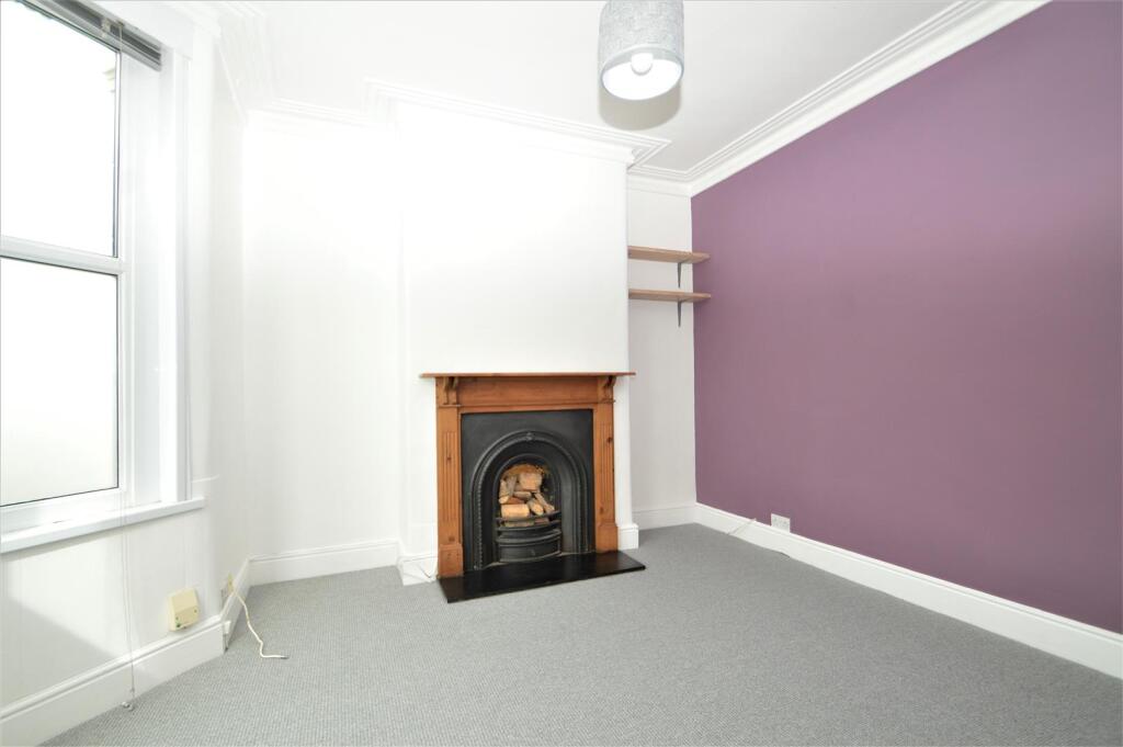 42 Strathmore Road (9).JPG