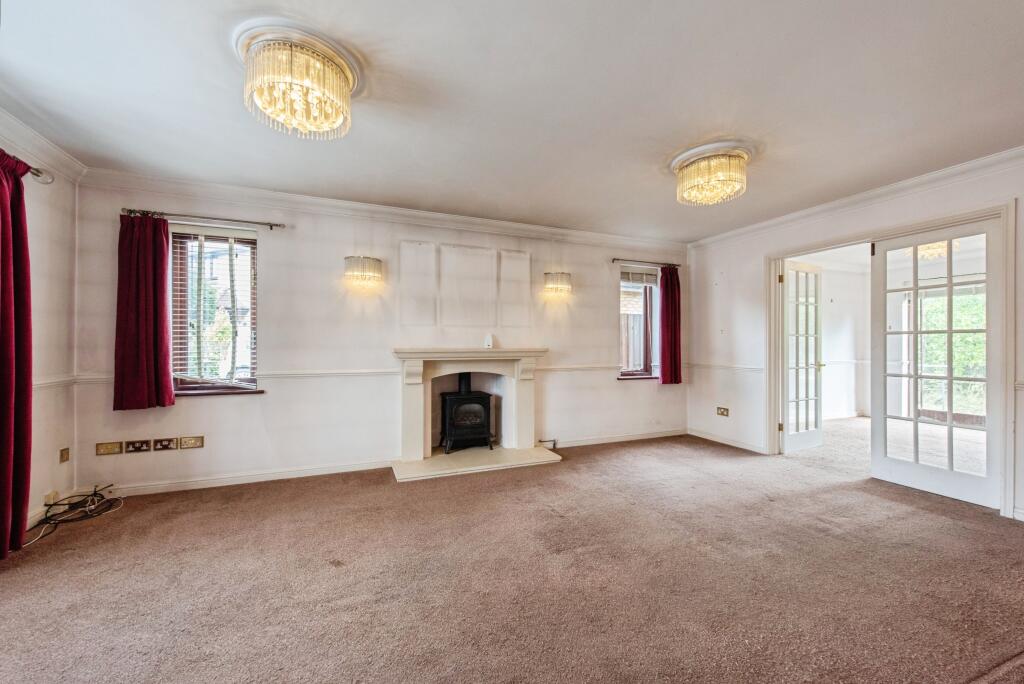 15 Langford Close Stowmarket, IP14 1TX