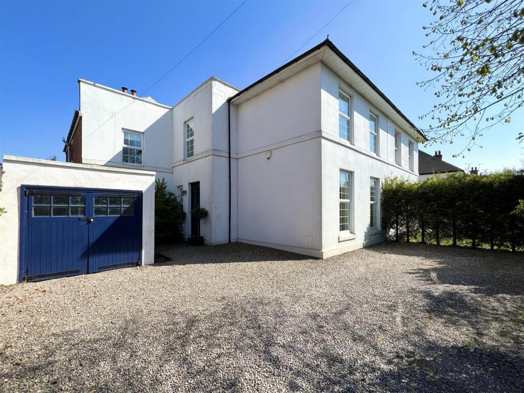 Chester Road North Kidderminster 1.jpg