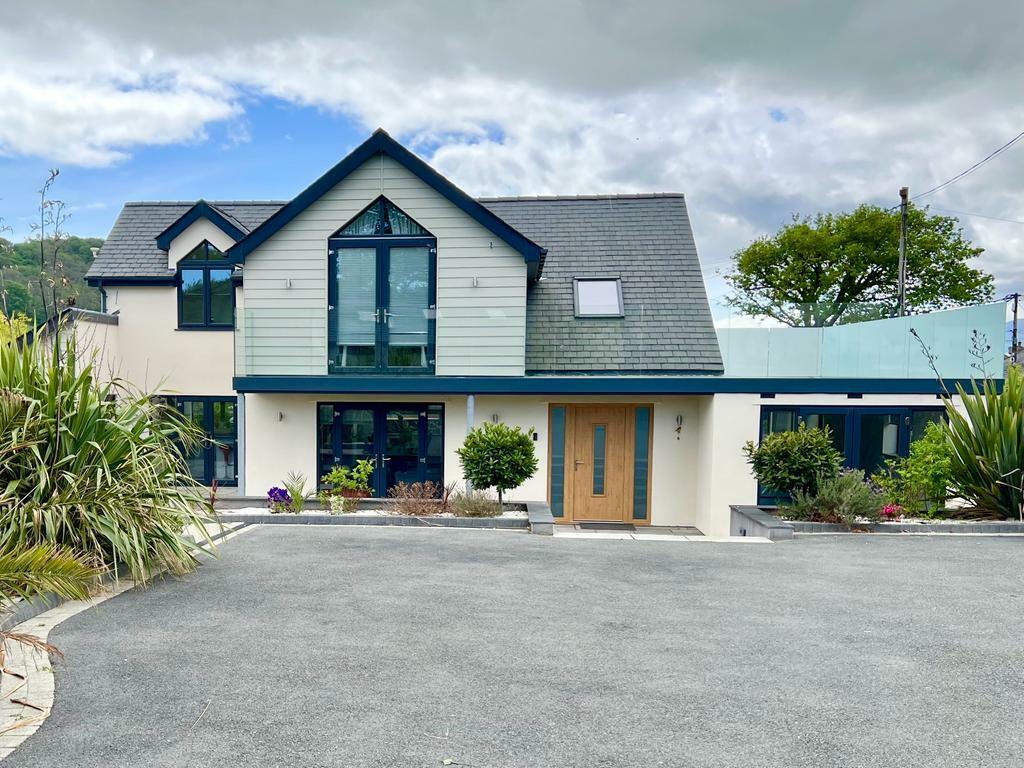 PHOTO-2023-05-08-21-40-21 (1).jpg