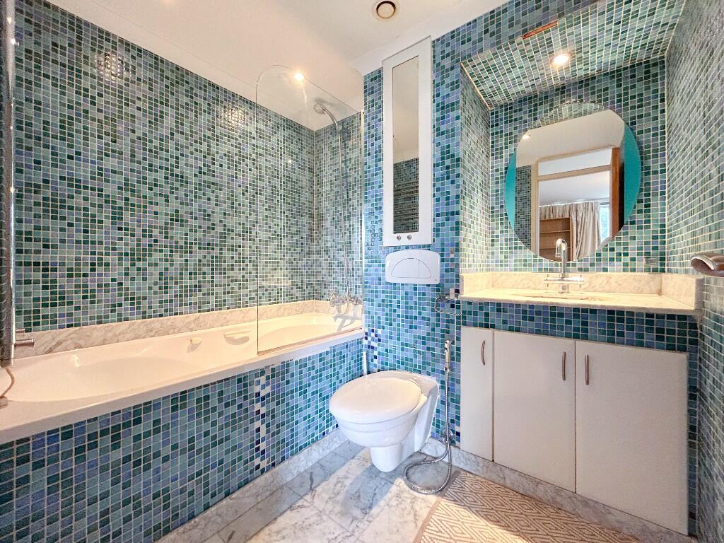 Master Ensuite