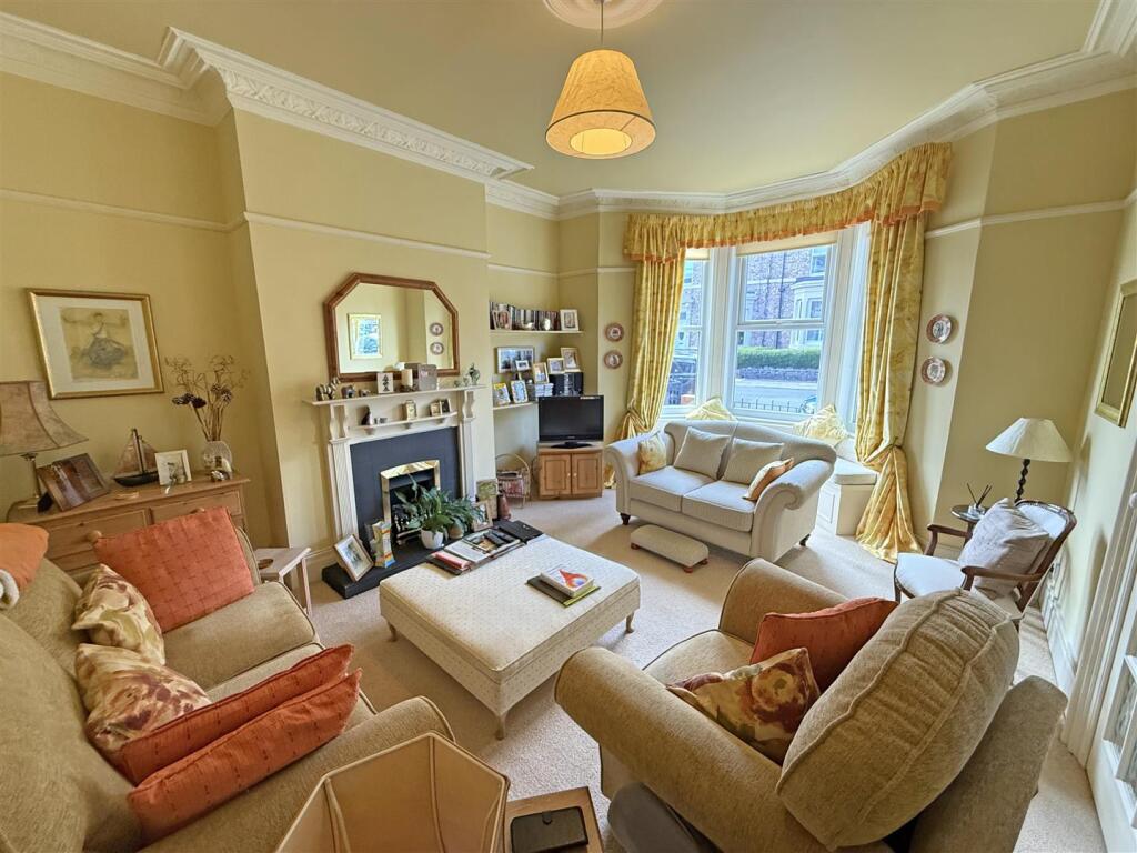 Living room.jpg
