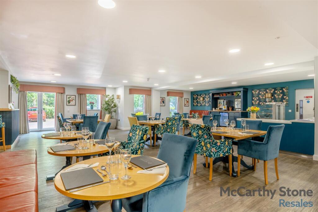 8647830-interior22.jpg