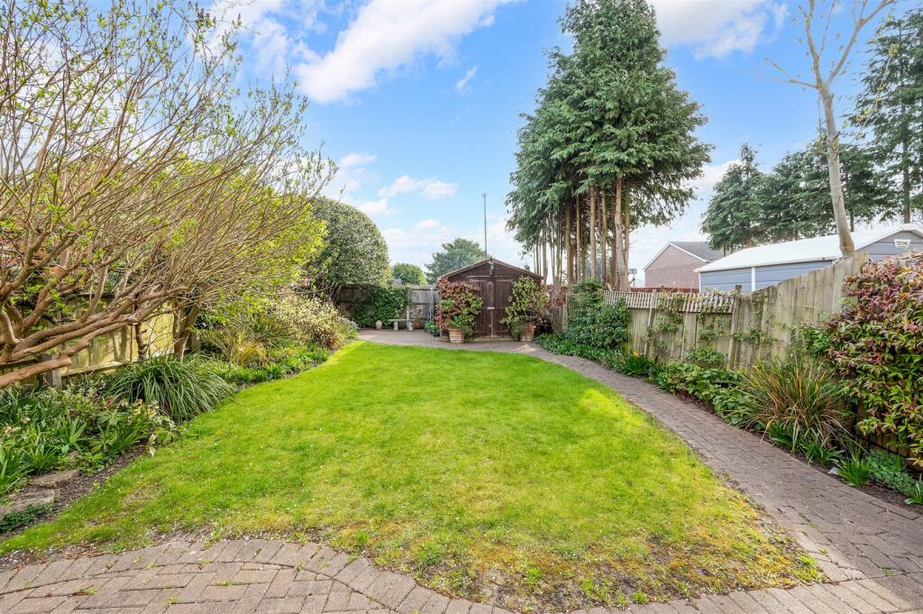 LAUREL ROAD 14   (18).jpg