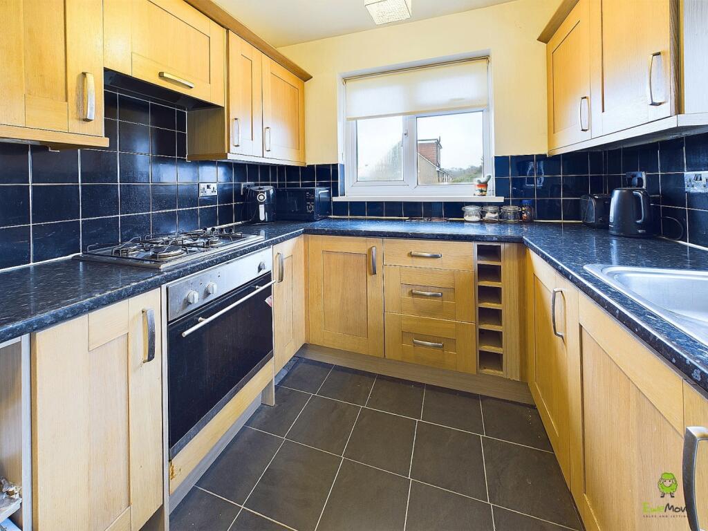 CAM03418G0-PR0181-STILL006