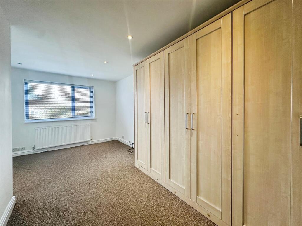 bc97421a--4518-9C4C-0E9BD852E793-11963-00000368CF4