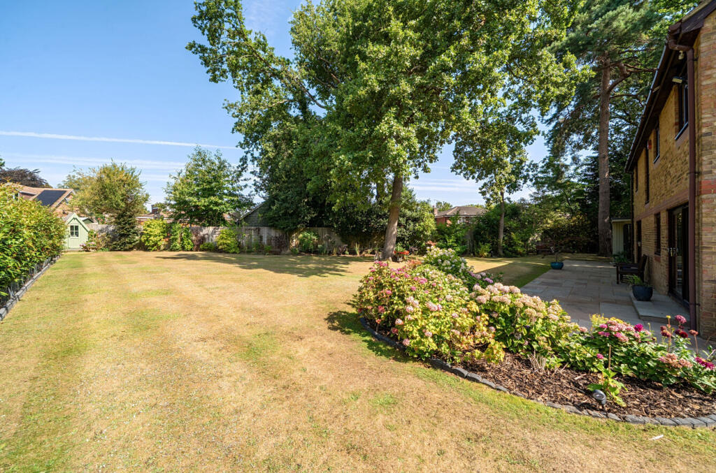 1340560-7-689b144...