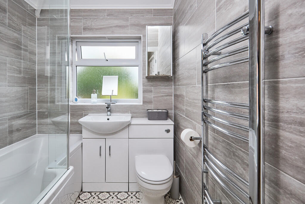 Edward Knight 202...