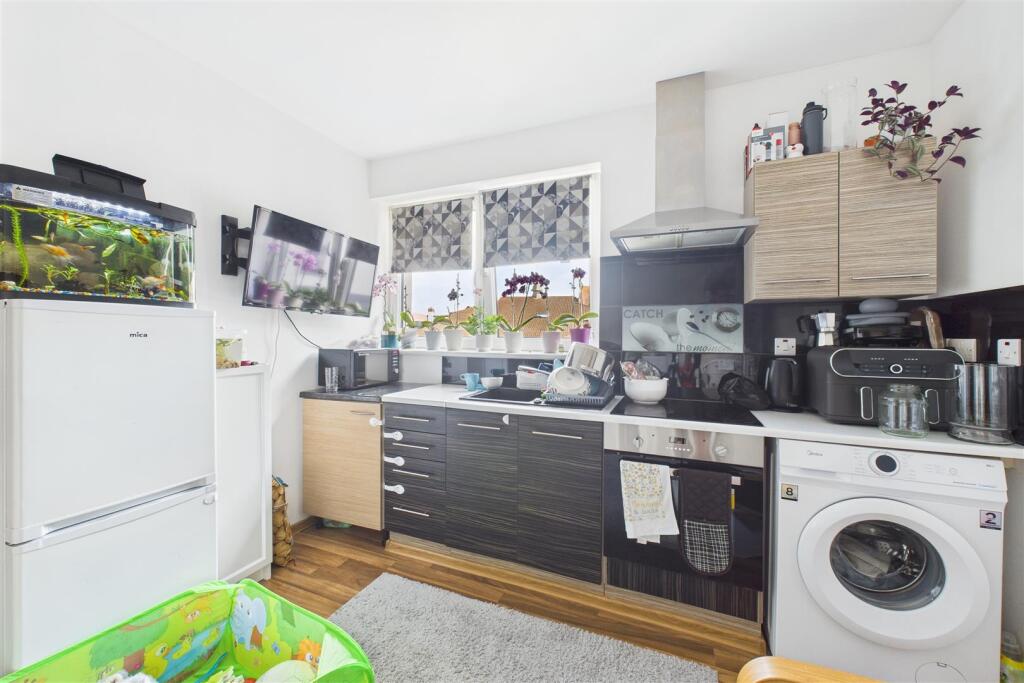 Flats 1 - 7, 227 Lodge Causeway, Fishponds, Bristo