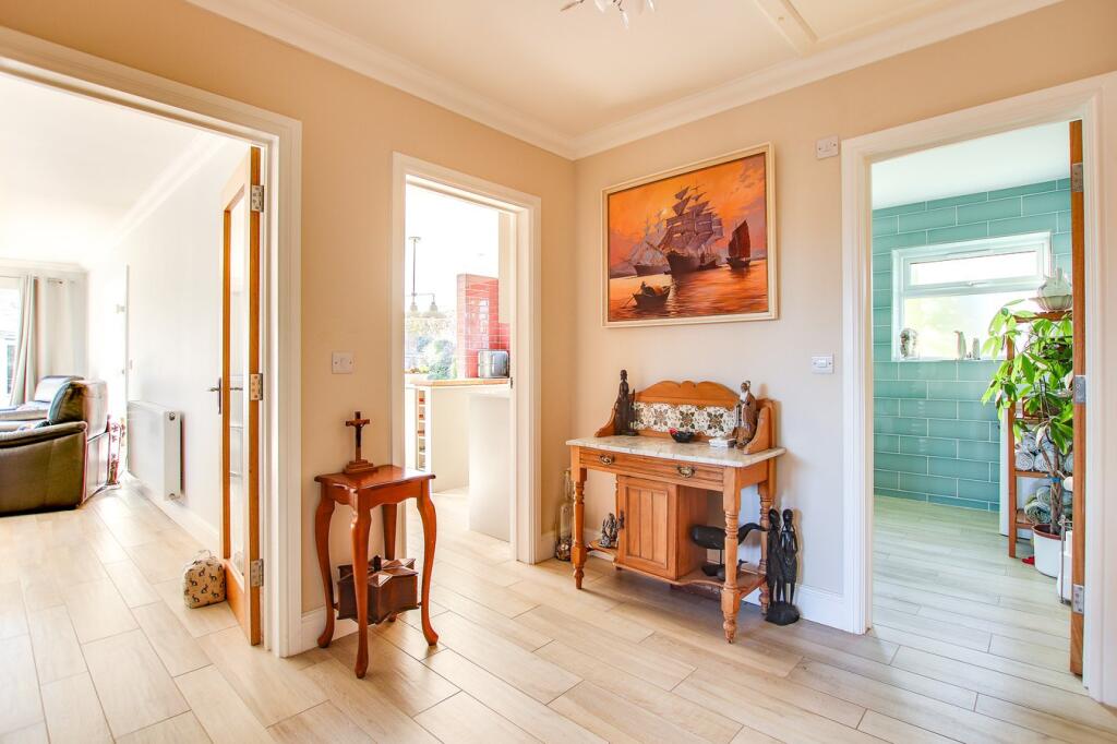 Greenfield Gardens, Barton on Sea, New Milton, BH25