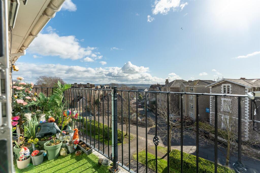 33 Knightstone 12.jpg