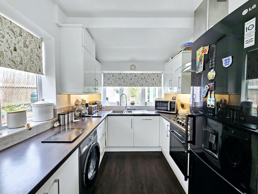 d713b40b-51f4-4474-b934-d5f3b1f494f0