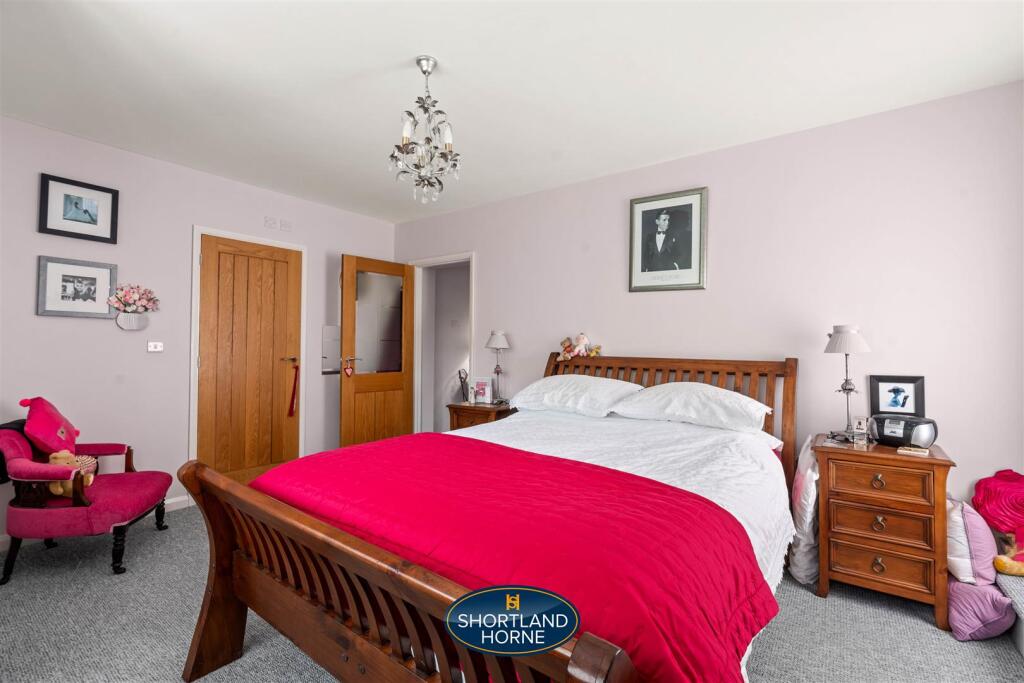 25 Brookside Avenue, Stretton WM (10 of 54).jpg