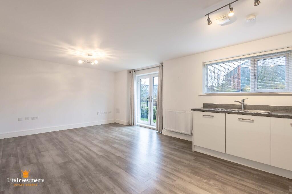 Lounge/Kitchen