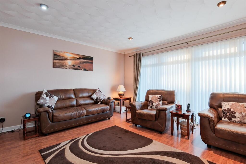 012-25 Netherdale Crescent, Wishaw ML2 0DN.jpg