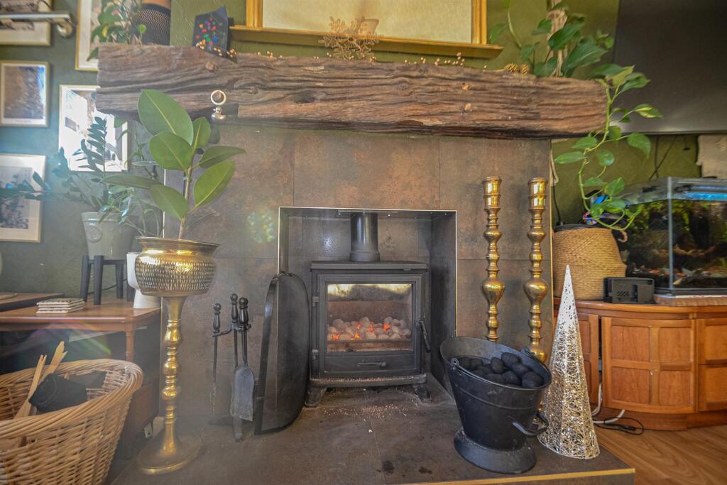 Feature Fireplace