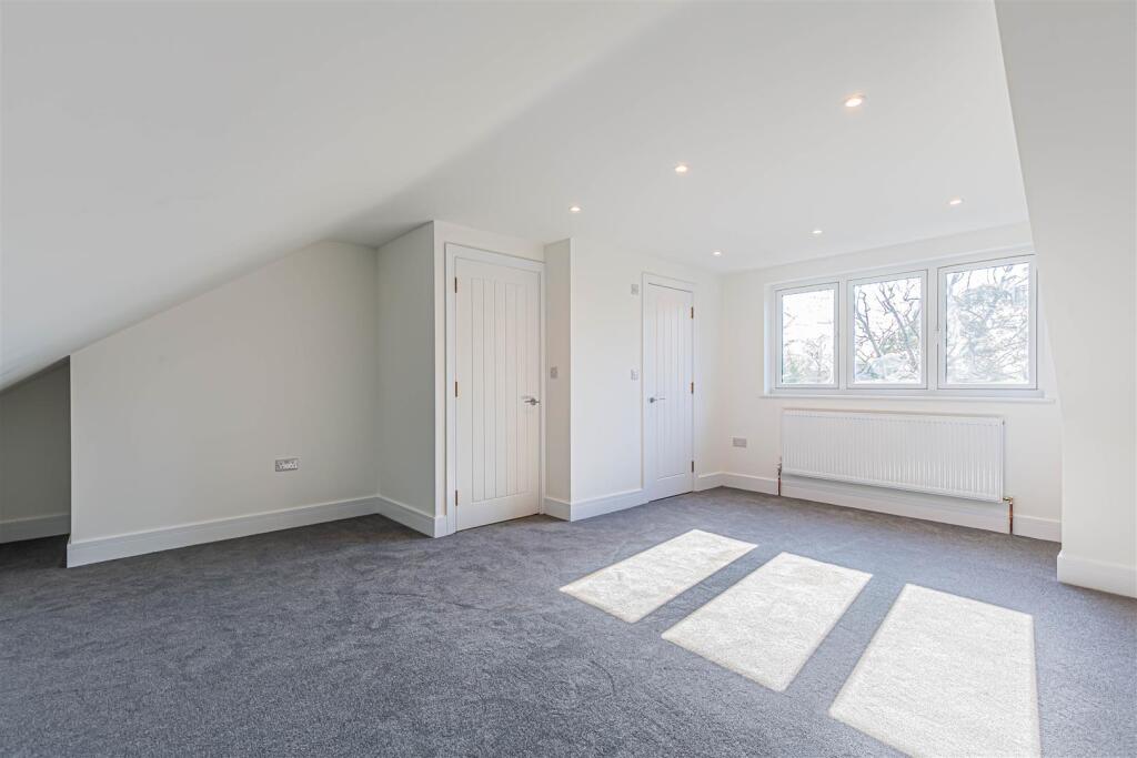 138 staines road, Sunbury-right  (17).jpg