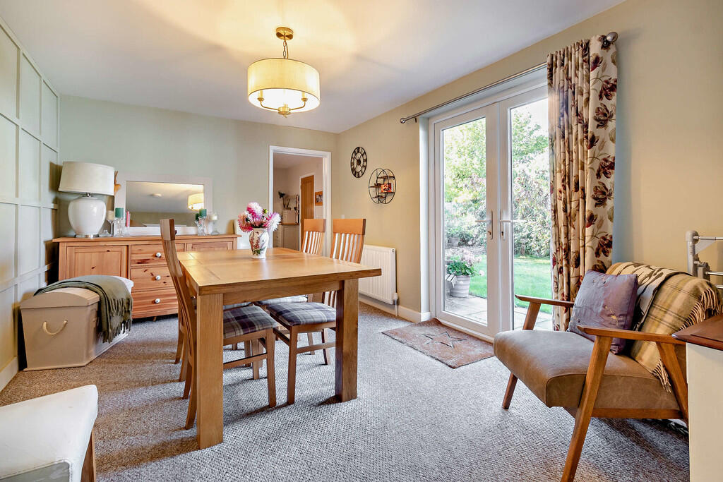 8662699-interior1...