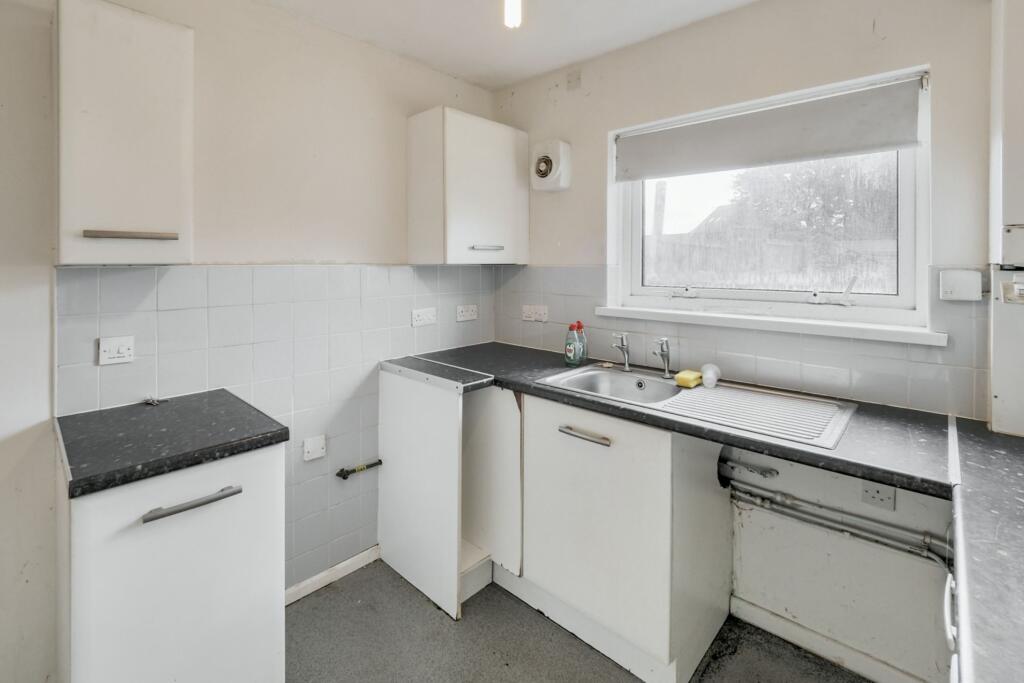 23 Redruth Drive, Mansfield, Nottinghamshire, NG18 4QB