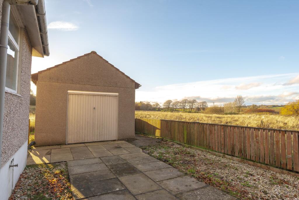 Detached Garage