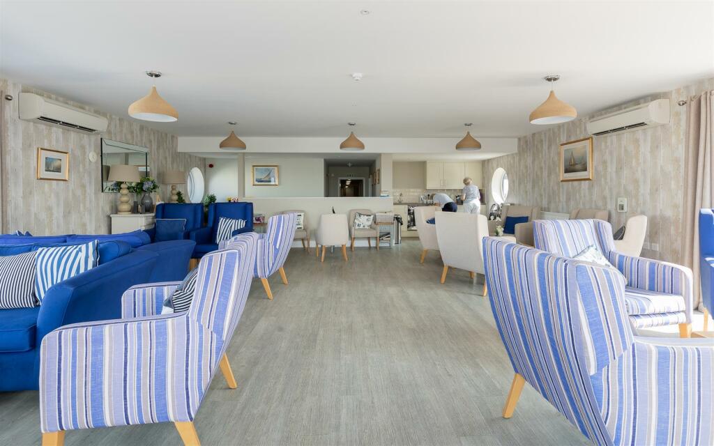 Apartment 10, Princess Court