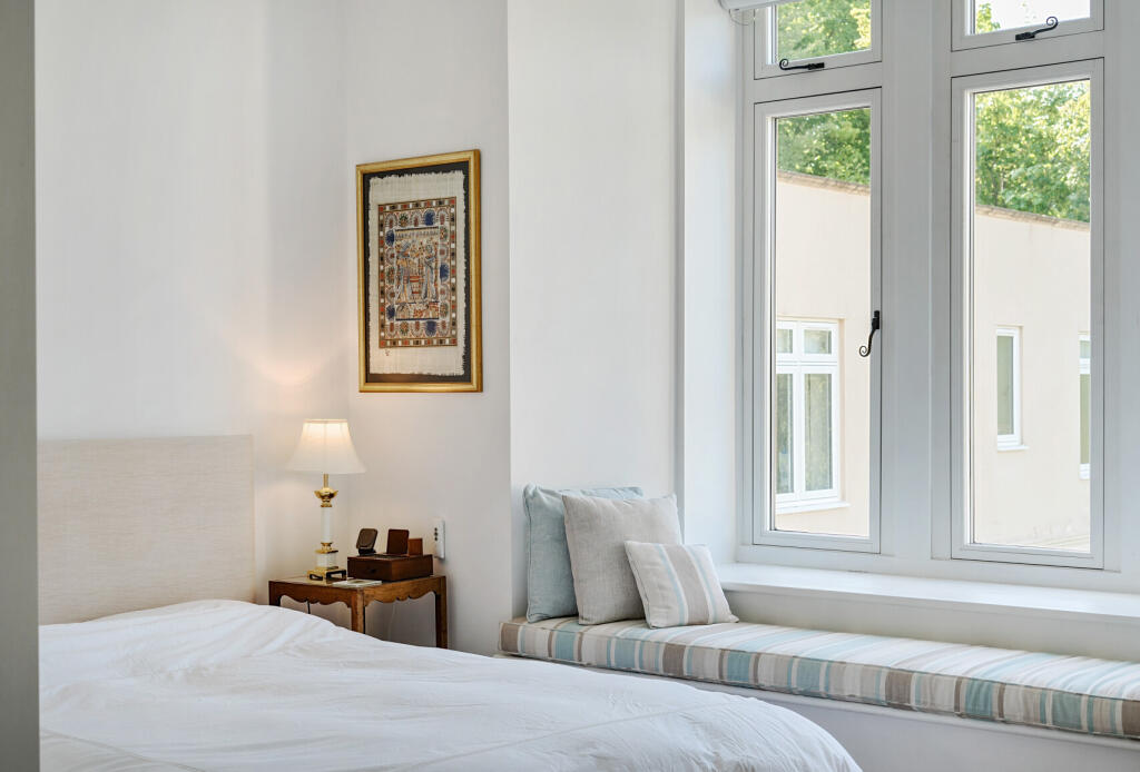 22-681b32633fbfb-...