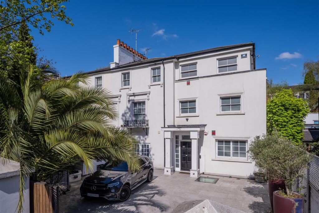 wellington road x 2.jpg