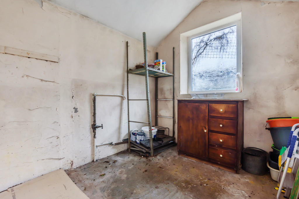 Outbuilding