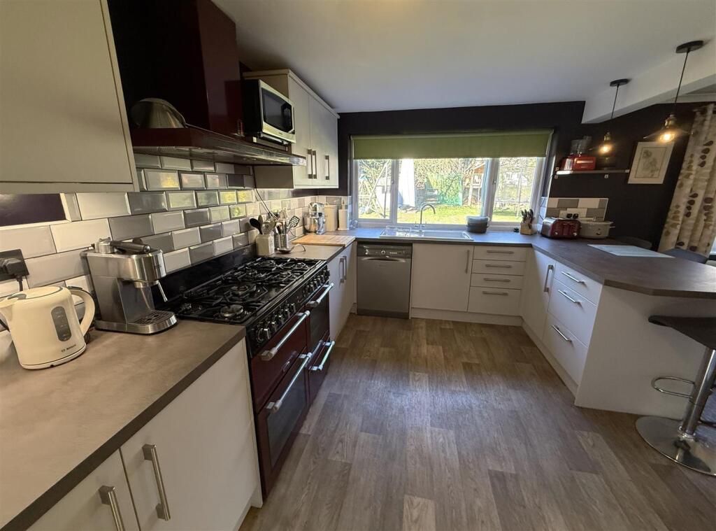 Kitchen C.JPG
