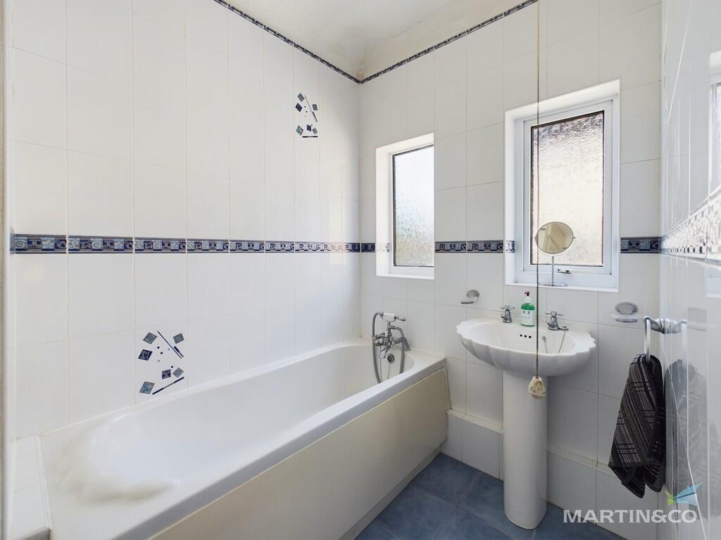 CAM03111G0-PR0144...