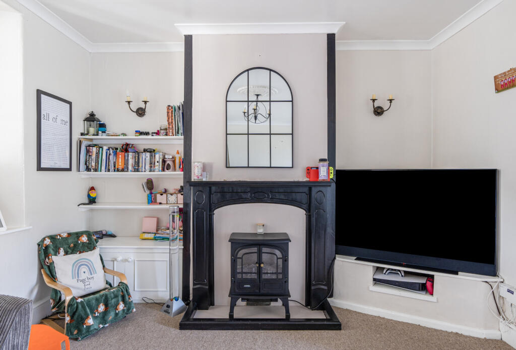 1316802-9-68679a5...