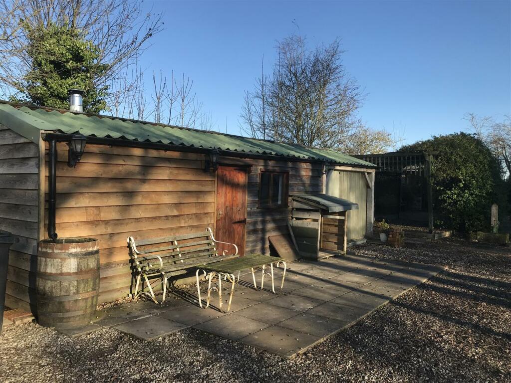 Outbuilding.JPG