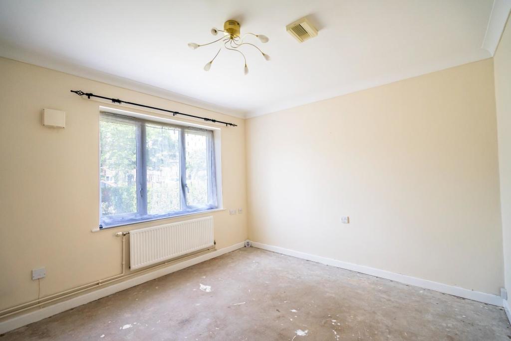 bonnington court.jpg