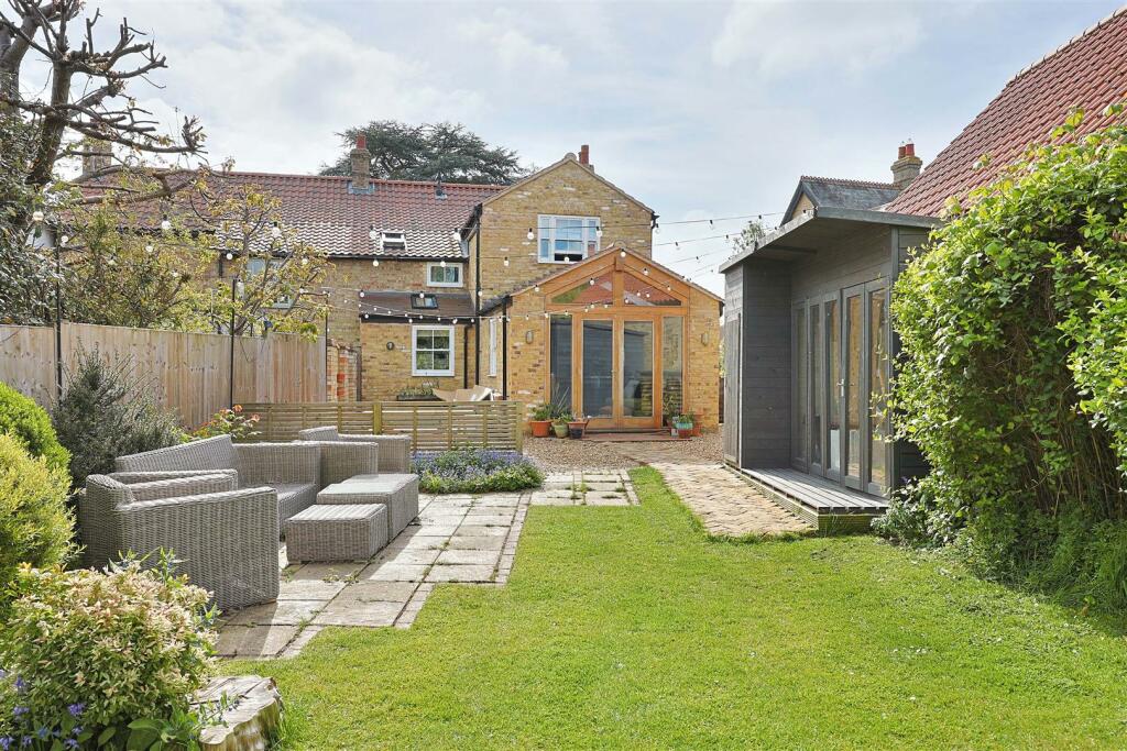 IMG_3811.jpg