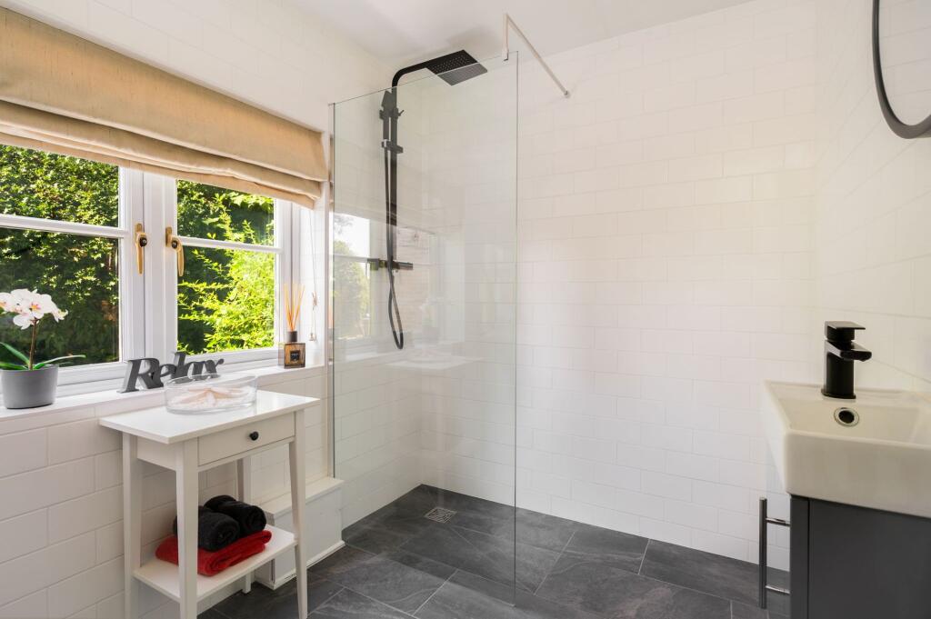 The downstairs Wet Room