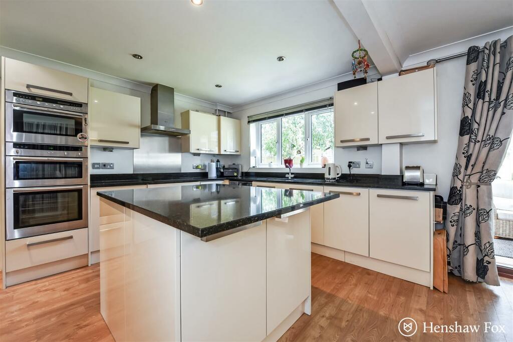 Ph11_5416241 - Copy.jpg