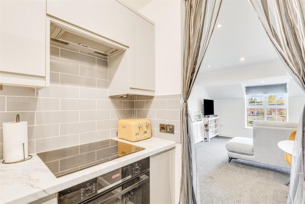 Beaumont House 32-13.jpg