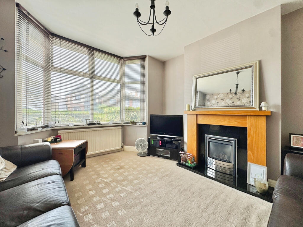 66, Crown Hills Avenue, LE5 4HE