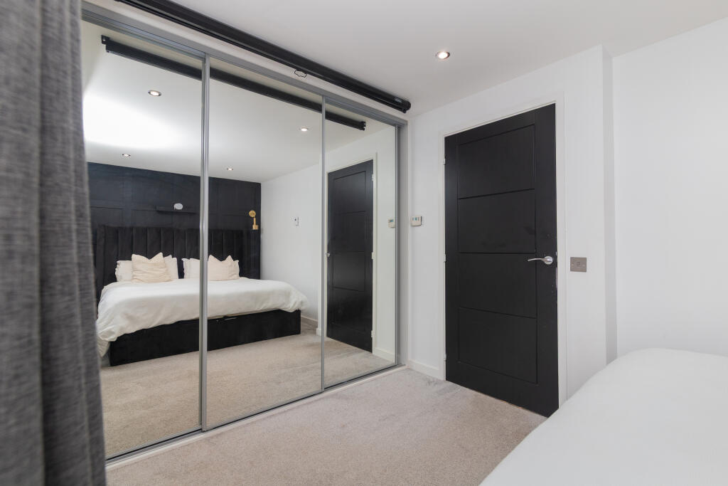 28 Langroods circle-21